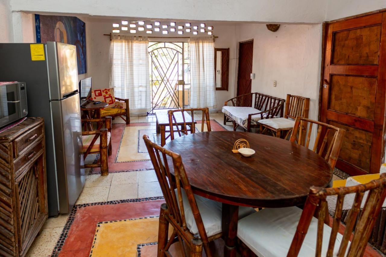 Casa Mexica Bungalows Zihuatanejo Extérieur photo