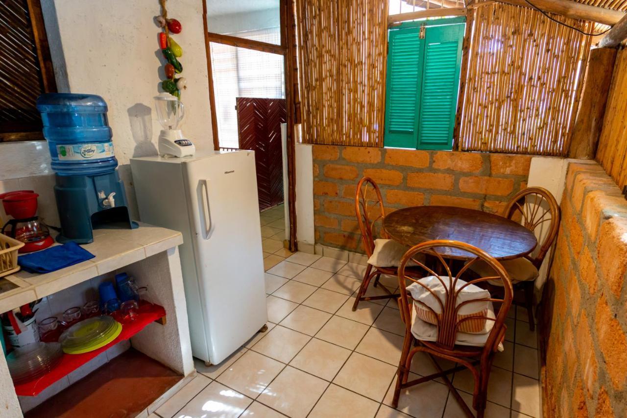 Casa Mexica Bungalows Zihuatanejo Extérieur photo