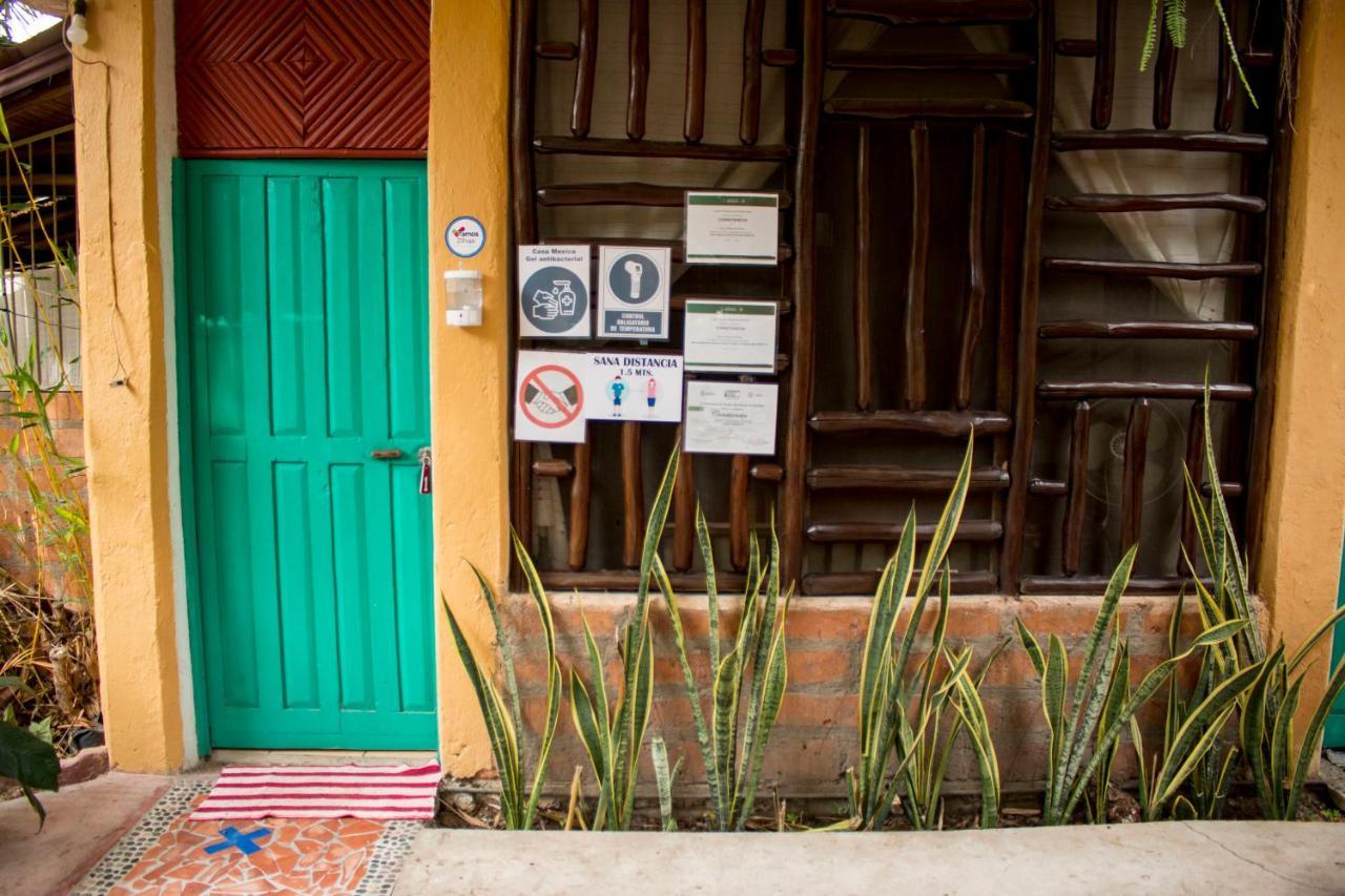 Casa Mexica Bungalows Zihuatanejo Extérieur photo